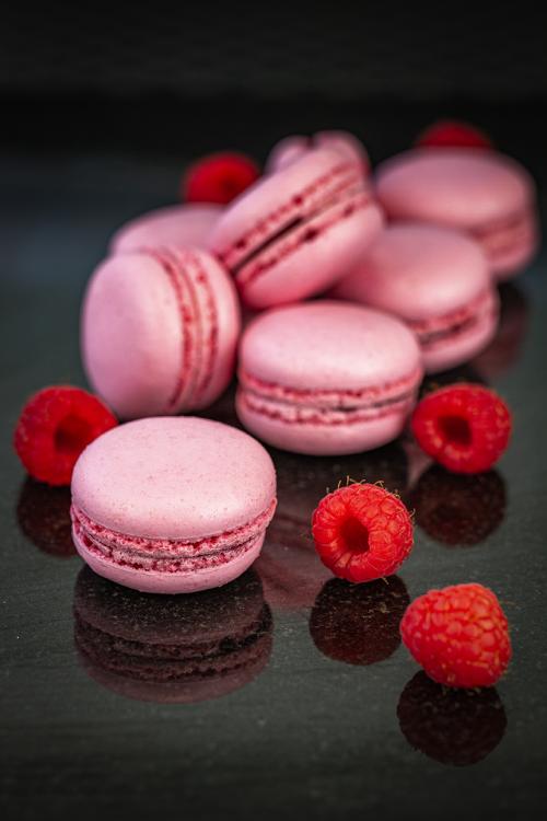 Raspberry Macaroon