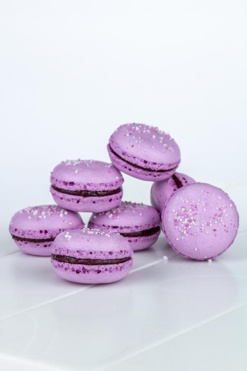 Blackberry Macaroon