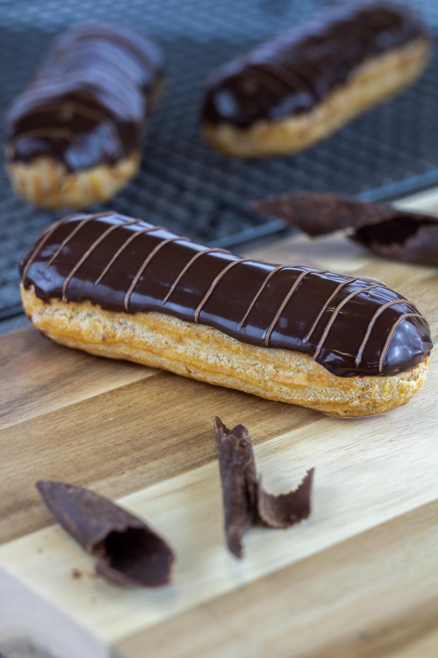 Individual Chocolate Éclair